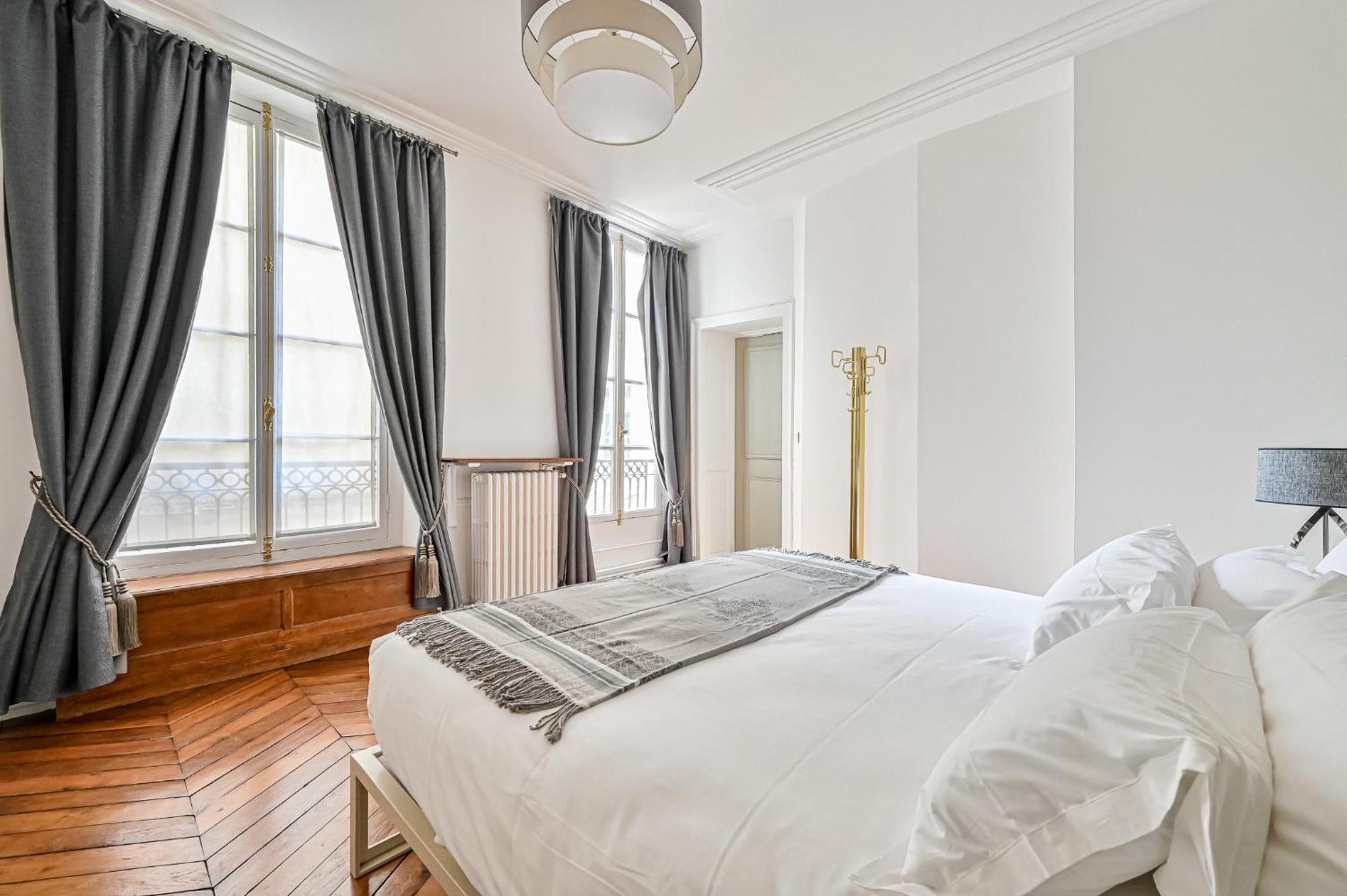Appartement De Luxe - Assemblee Nationale パリ エクステリア 写真