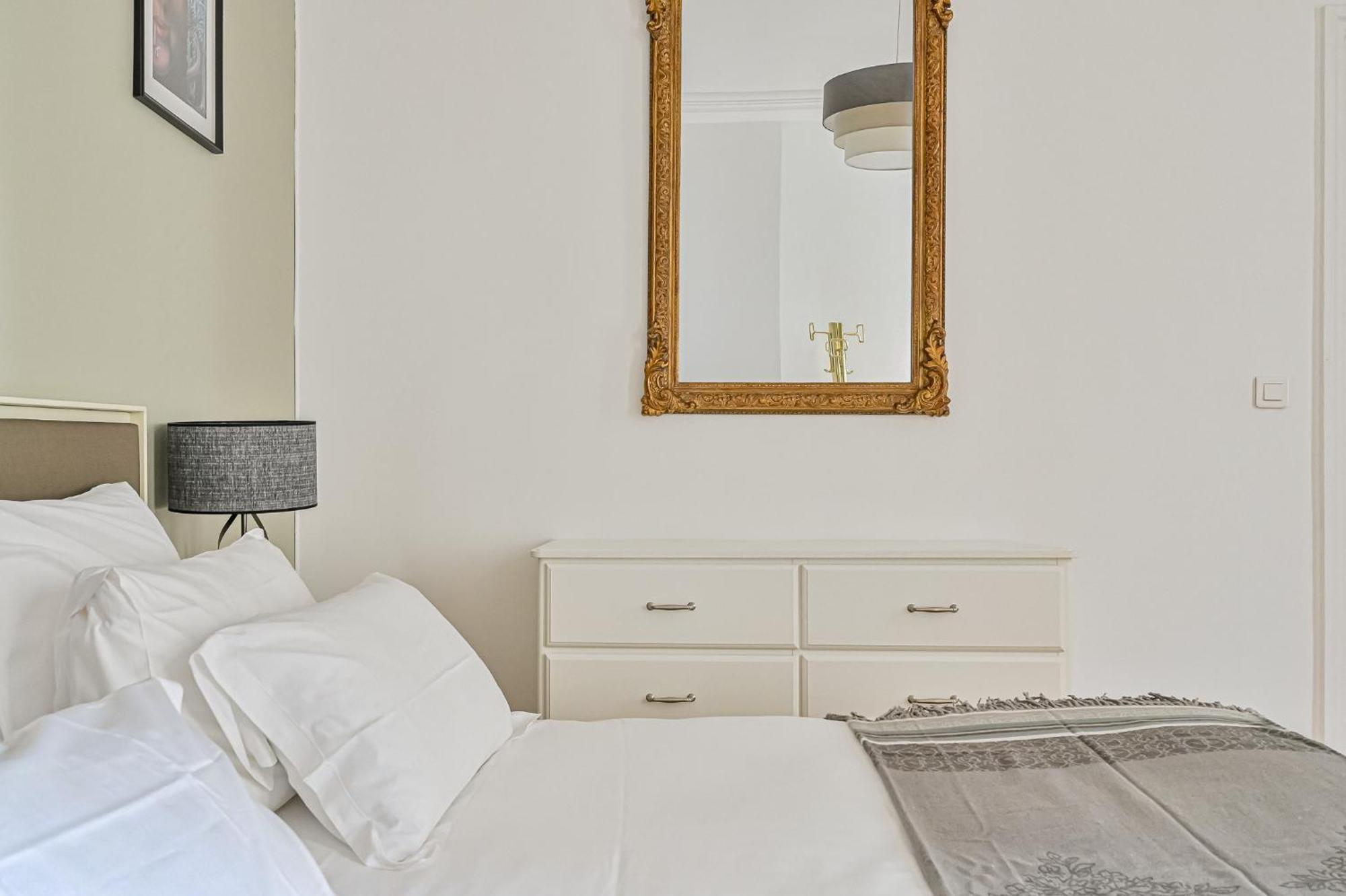 Appartement De Luxe - Assemblee Nationale パリ エクステリア 写真